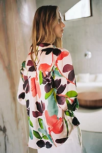 FLORAL PRINT SATIN EFFECT SHIRT