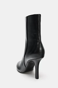 LEATHER HEELED ANKLE BOOTS