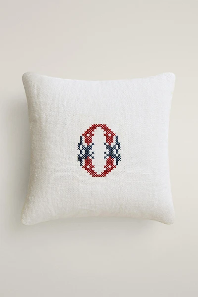 LINEN CUSHION WITH EMBROIDERED LETTER O