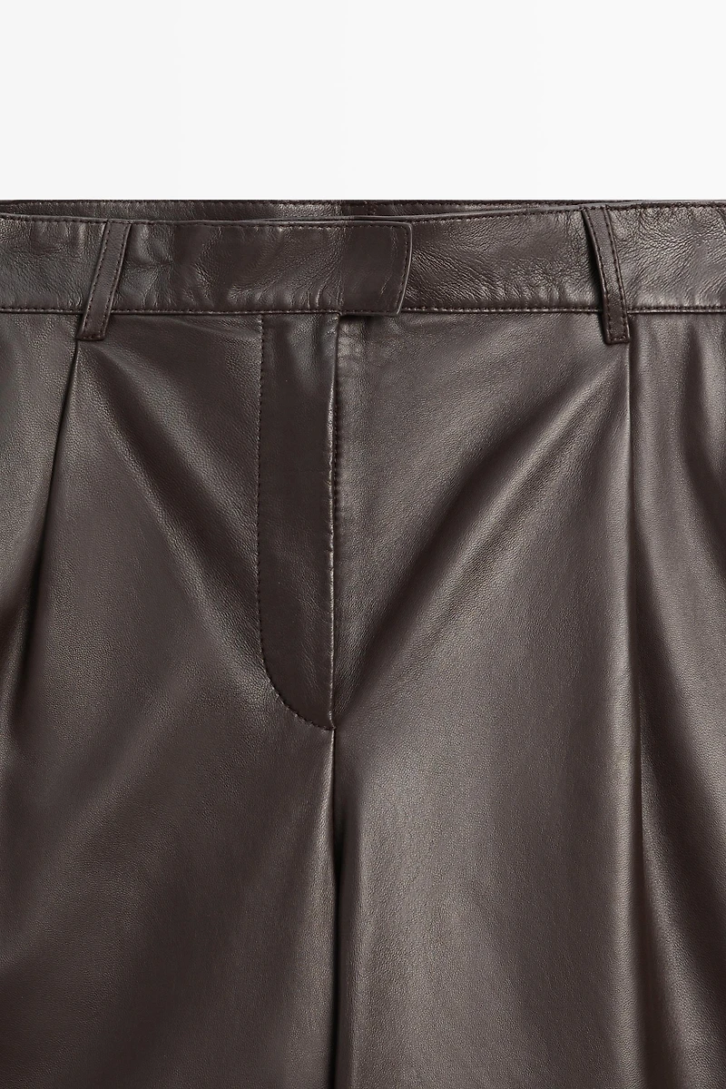 Long nappa leather Bermuda shorts