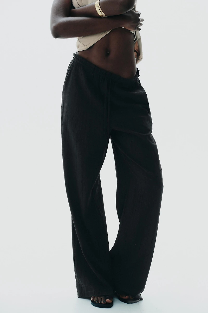 TEXTURED WEAVE PANTS