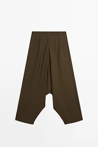 Flowing baggy pants