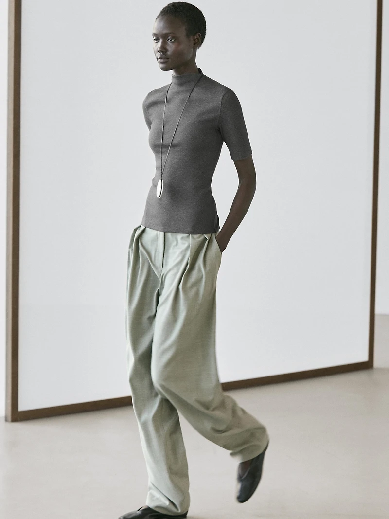 Short sleeve cotton blend T-shirt