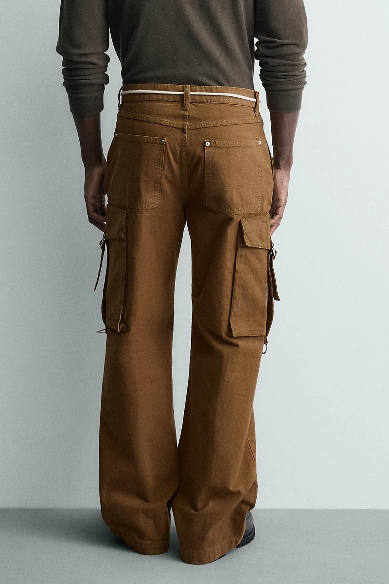 CARGO PANTS WITH POCKETS