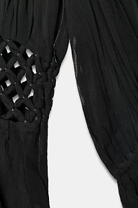 ZW COLLECTION MACRAMÉ V-NECK BLOUSE