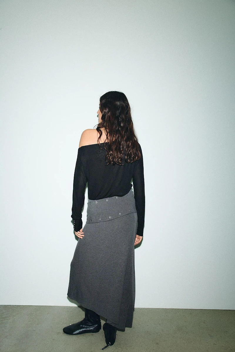 BATWING SLEEVE T-SHIRT WITH STUDS