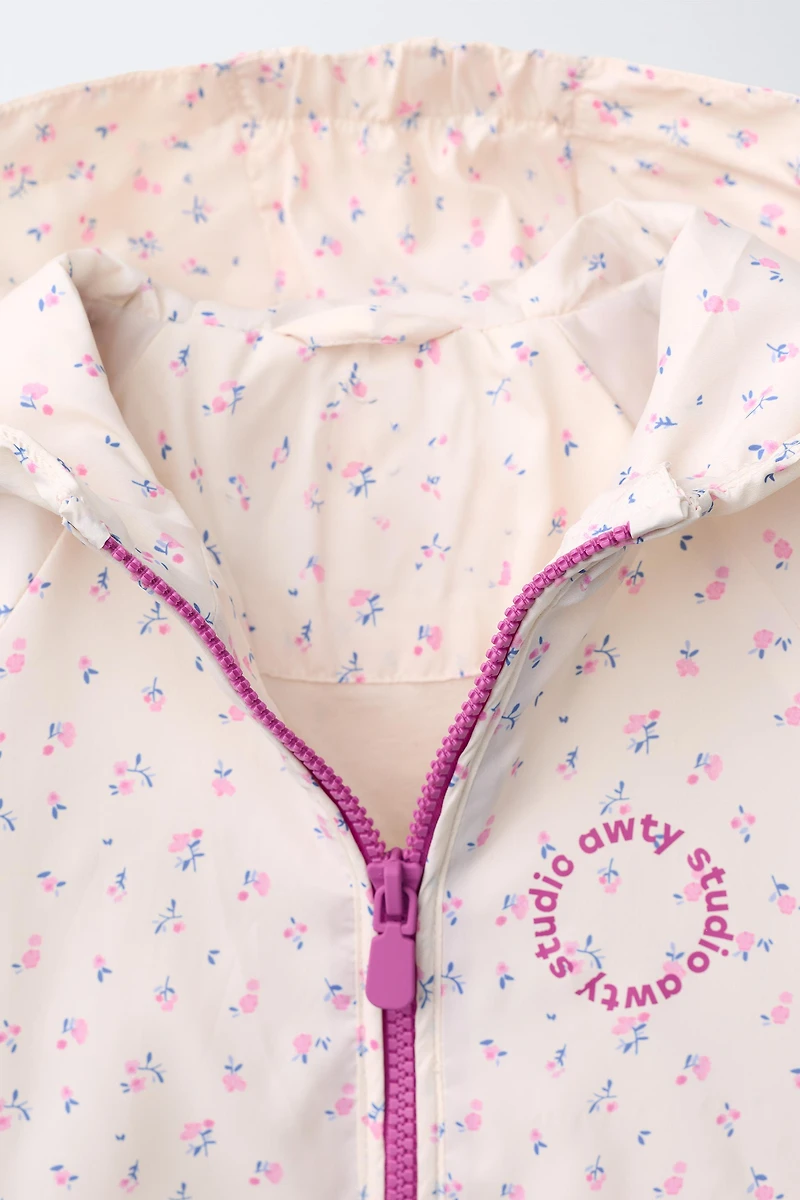 WATER REPELLENT LIGHTWEIGHT FLORAL RAINCOAT