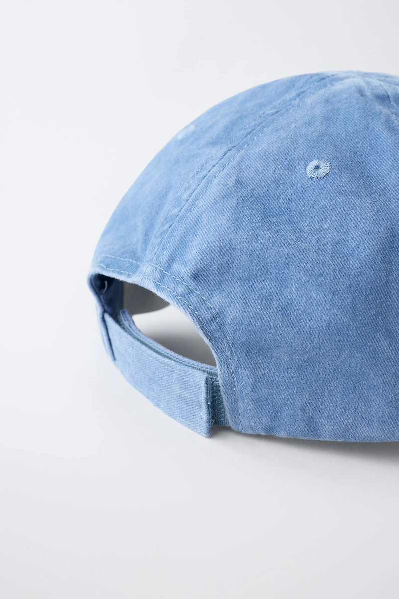 CASQUETTE BRODÉE BOB L'ÉPONGE © NICKELODEON