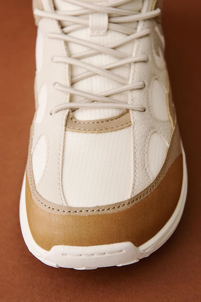 BASKETS MONTANTES EN CONTRASTE