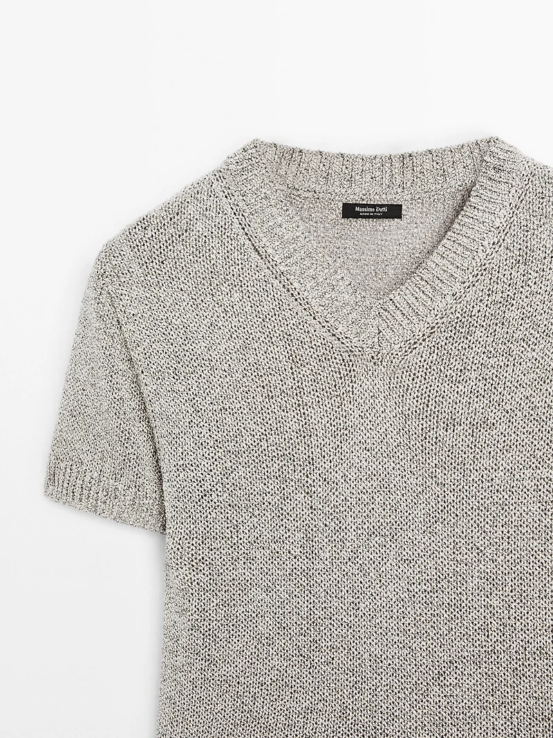 Knit sweater with fabric detail