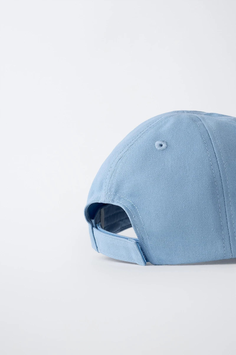 VARSITY EMBROIDERED CAP