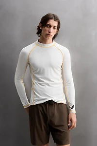 T-SHIRT DE SURF UPF40+ À MANCHES LONGUES