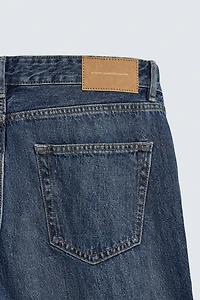 REGULAR FIT JEANS