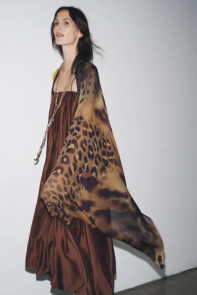 ANIMAL PRINT SILK MODAL SCARF