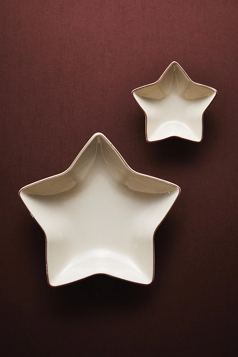CHRISTMAS STAR STONEWARE PLATE