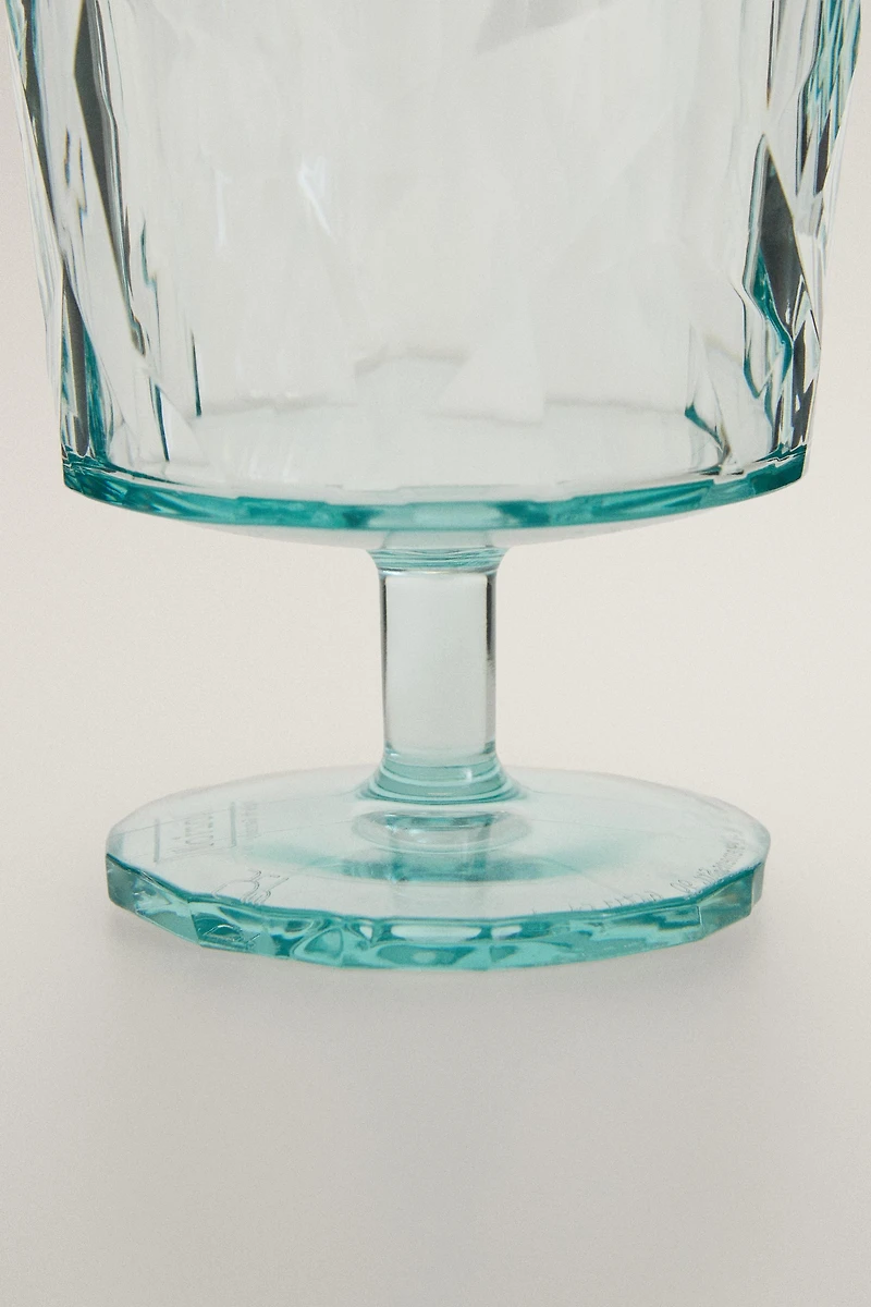 ACRYLIC GLASS WITH RAISED DIAMOND DESIGN