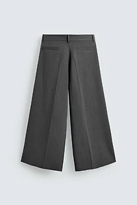 PLEATED WIDE FIT PANTS