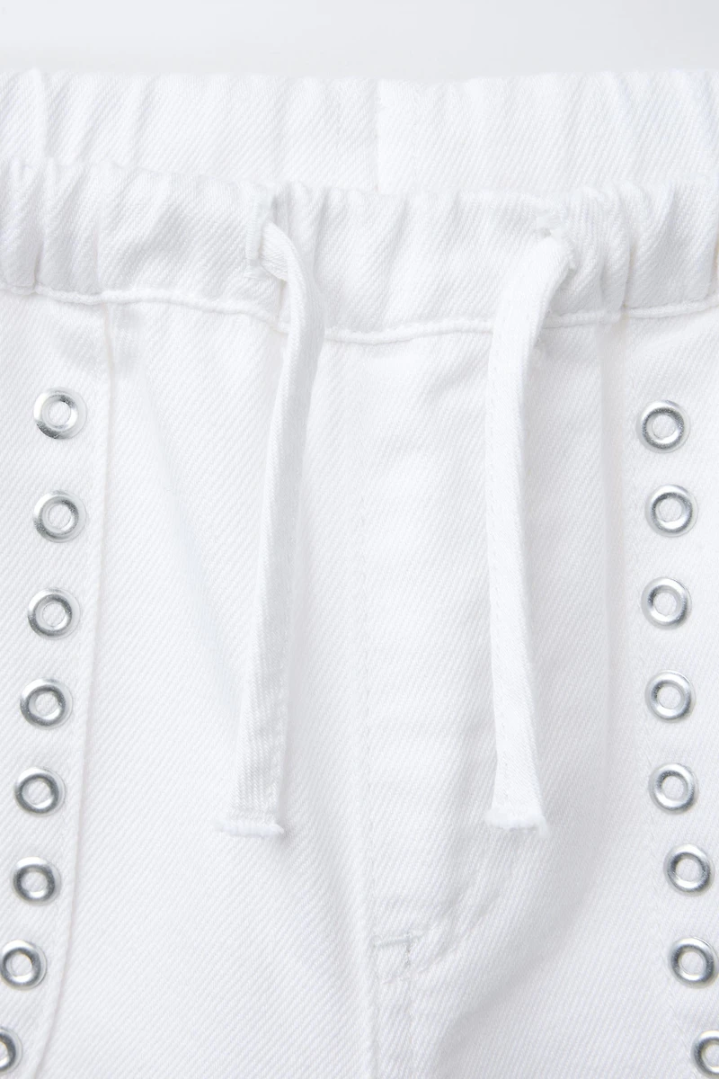 STUDDED FLOWY WIDE LEG JEANS