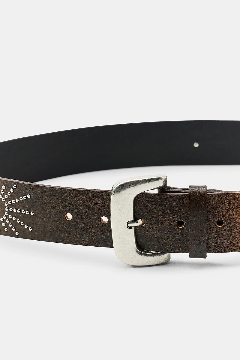 CEINTURE EN CUIR 100% CLOUS
