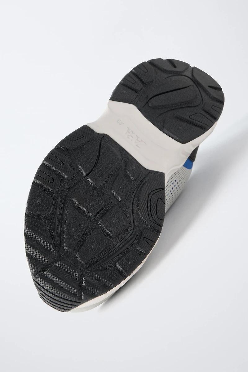 BASKET DE SPORT PLAYSTATION ™