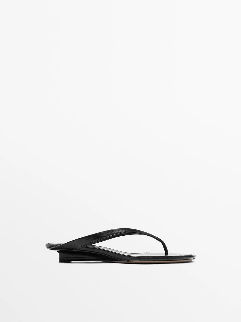 Sandale entre-doigts talon midi