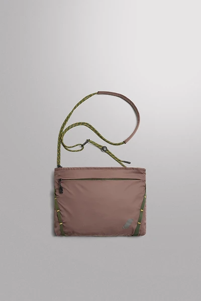 SPORTY CROSSBODY BAG
