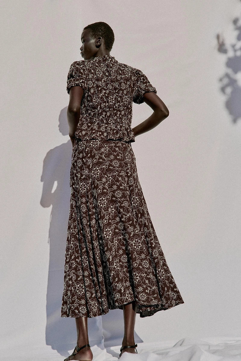 EMBROIDERED MIDI SKIRT