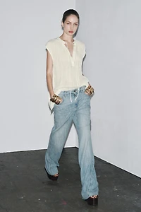 ZW COLLECTION LOW RISE FLARE JEANS