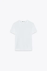 T-SHIRT AVEC COUTURE AU DOS