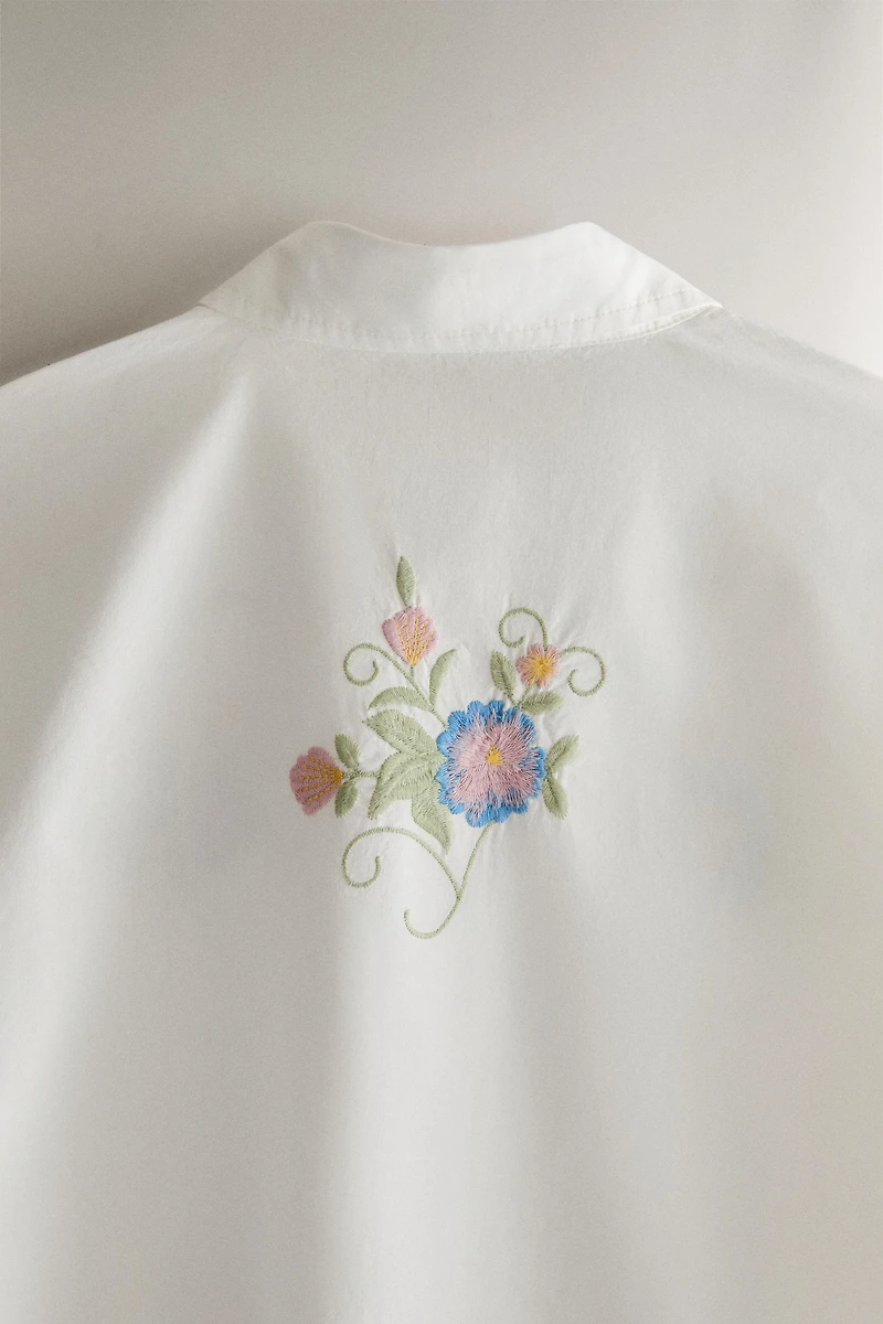 CHEMISE BRODÉE CROCHET