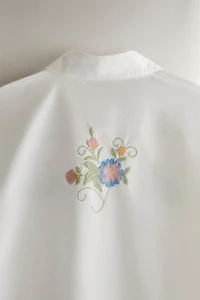 CHEMISE BRODÉE CROCHET