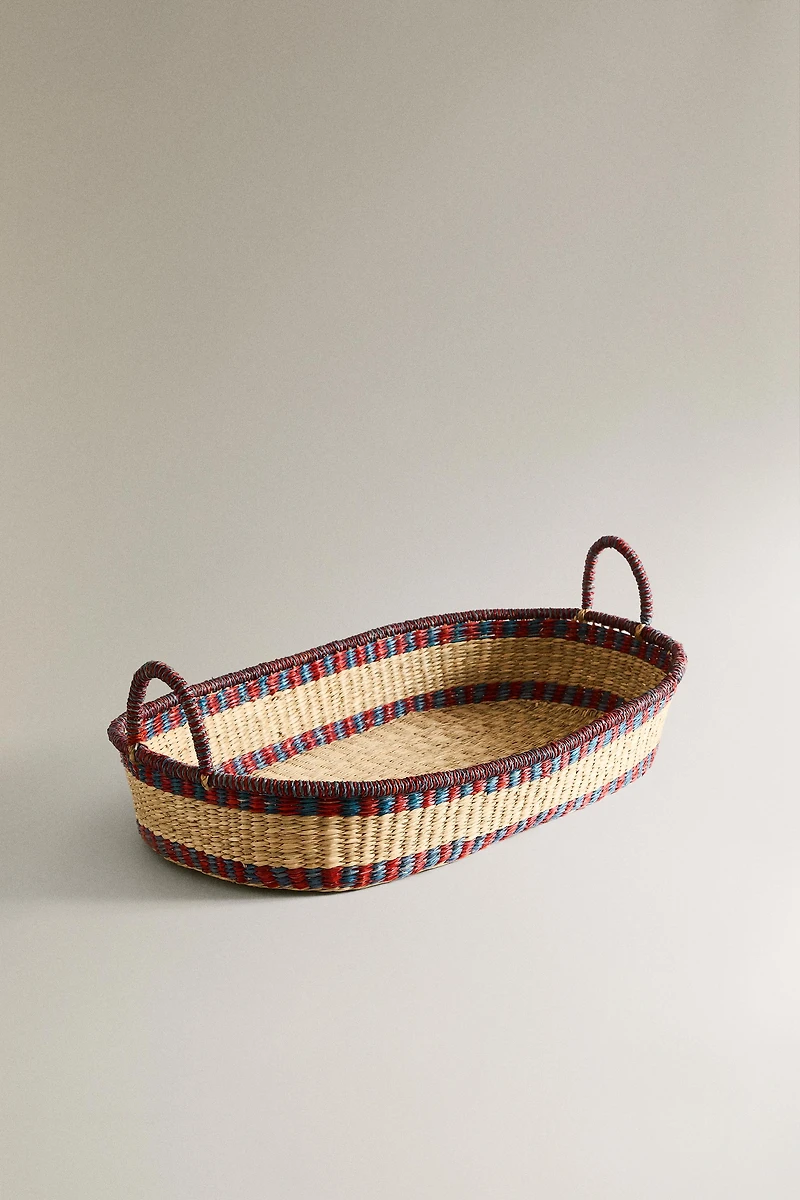 CONTRAST OVAL SEAGRASS BASKET