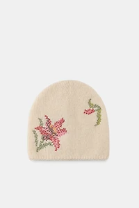 BONNET BEANIE EN MAILLE BRODERIES FLEURS