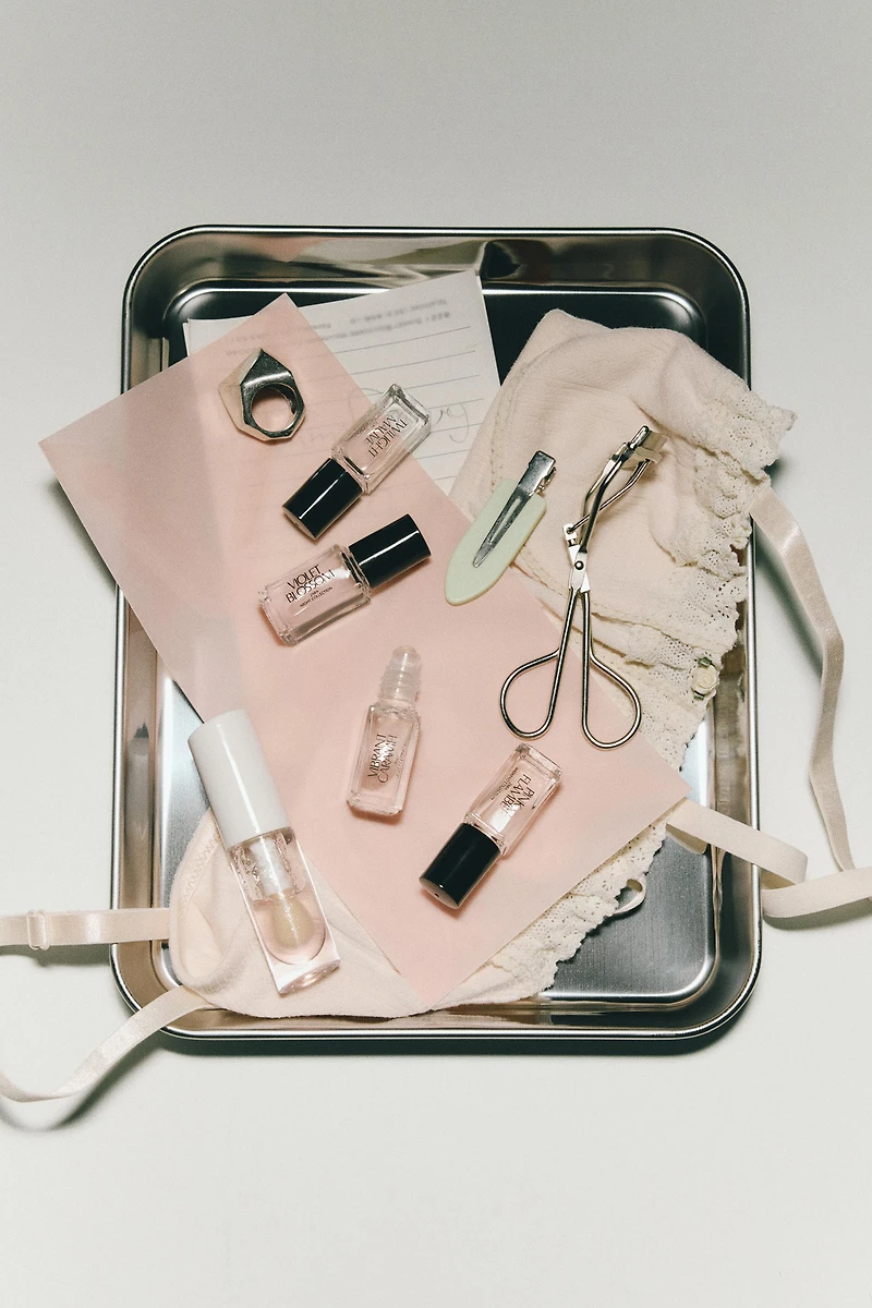 DISCOVERY KIT - BASIC COLLECTION 8 x 4 ML (0.13 FL. OZ).