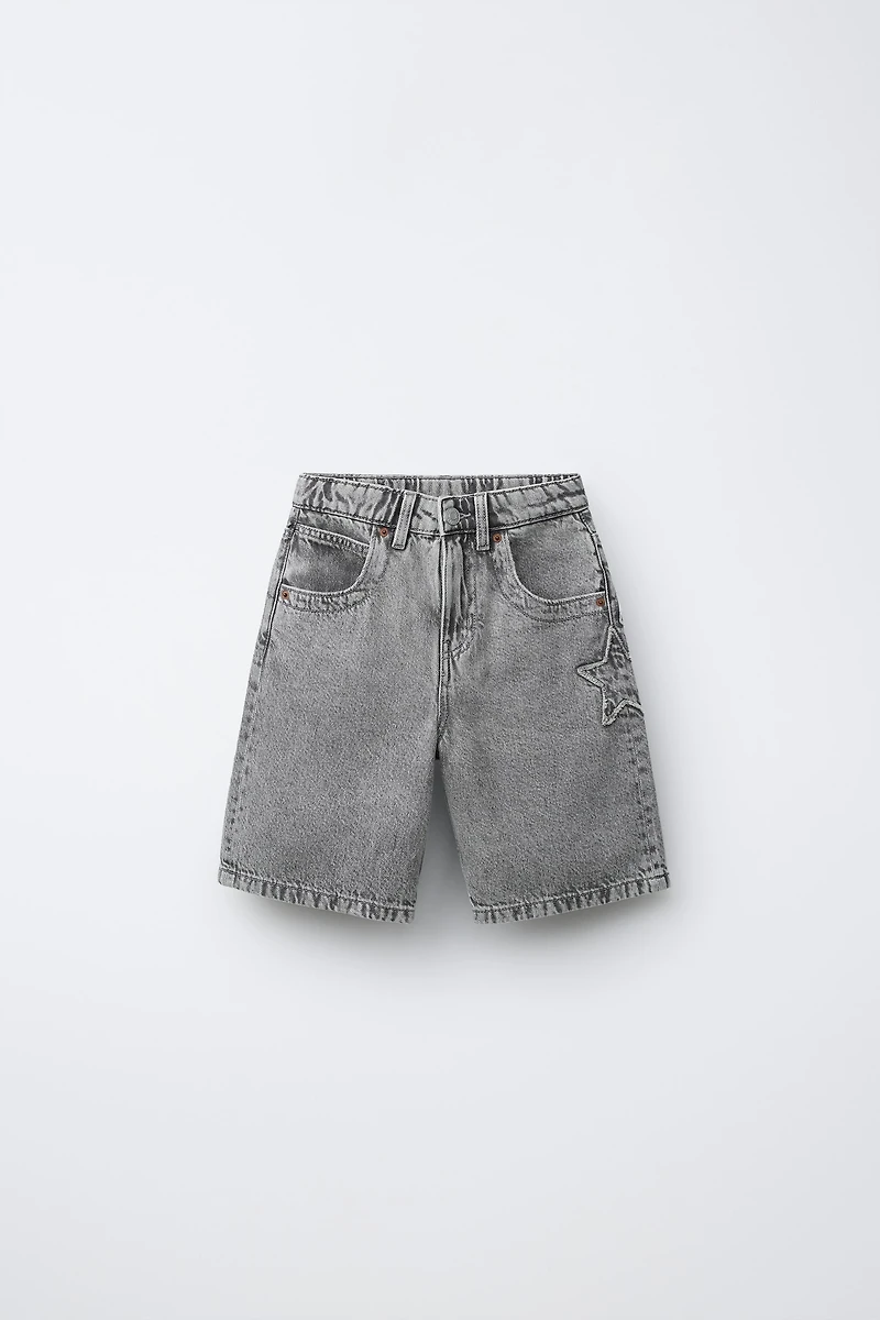 DENIM SHORTS WITH STAR AND TEXT