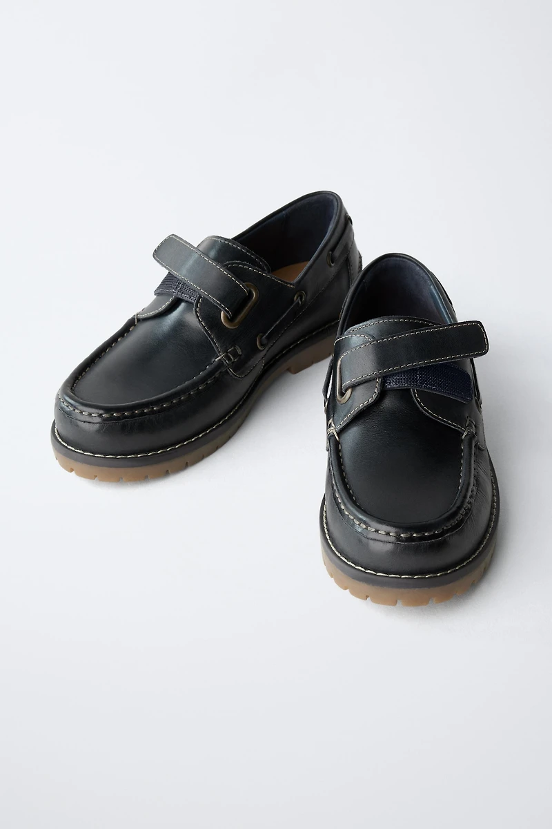 CHAUSSURES BATEAU EN CUIR