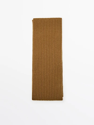 Écharpe fine en tissu côtelé