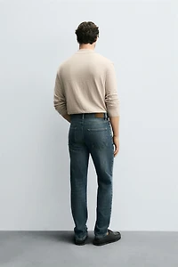 JEAN SLIM FIT BASIQUE