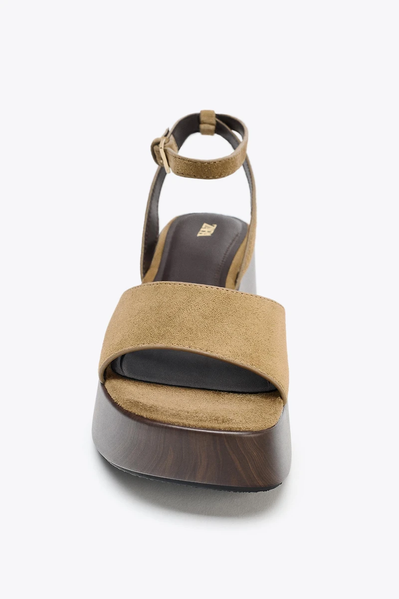 SPLIT LEATHER PLATFORM SANDALS