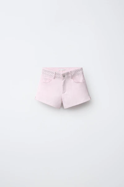 SHORT À DÉTAIL CLOUS ET ÉTOILES