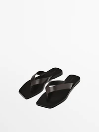 Leather toe divider sandals