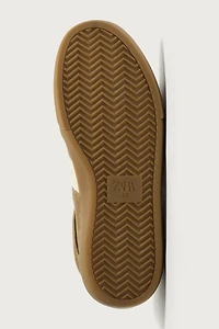 RETRO SNEAKERS