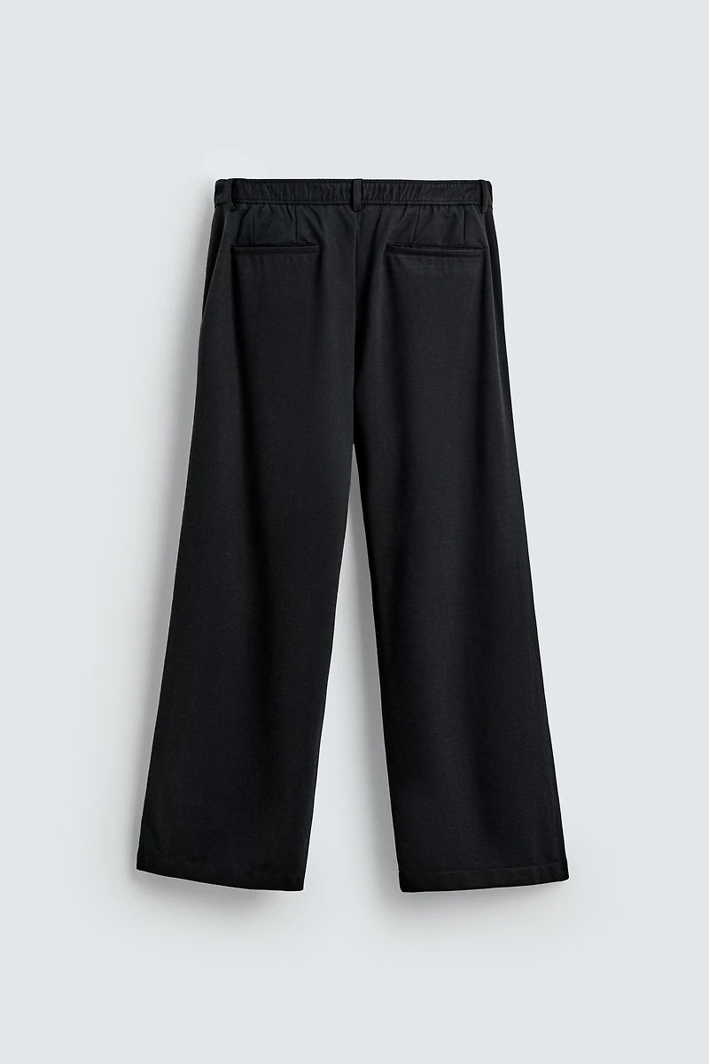RELAXED FIT FLOWY PANTS
