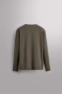 T-SHIRT TECHNIQUE PERFORÉ