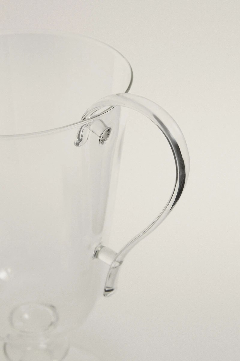 BOROSILICATE PITCHER