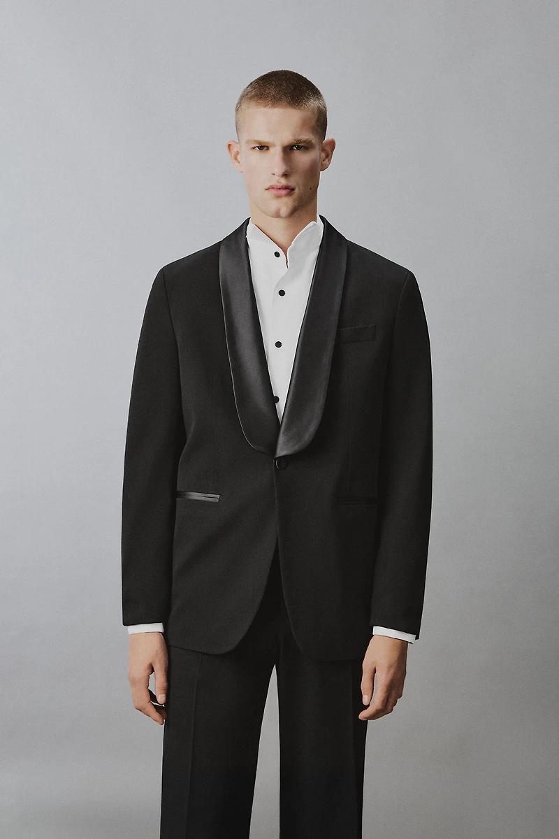 SHAWL LAPEL TUXEDO BLAZER