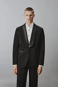 SHAWL LAPEL TUXEDO BLAZER