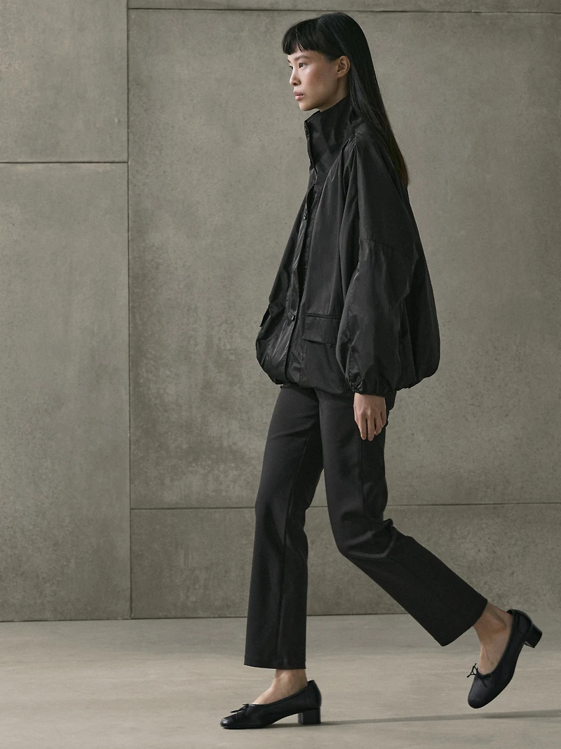 Bomber jacket with pocket details