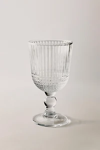 GEOMETRIC RAISED GLASS