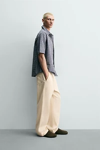 PANTALON COUPE DÉCONTRACTÉE À CHEVRONS
